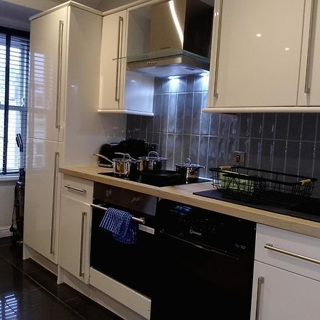 17 South Street Top Flat スカーバラ エクステリア 写真
